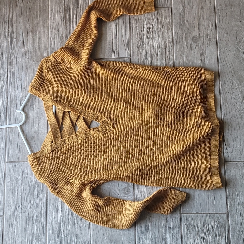 Sweater - Picture 2 of 3